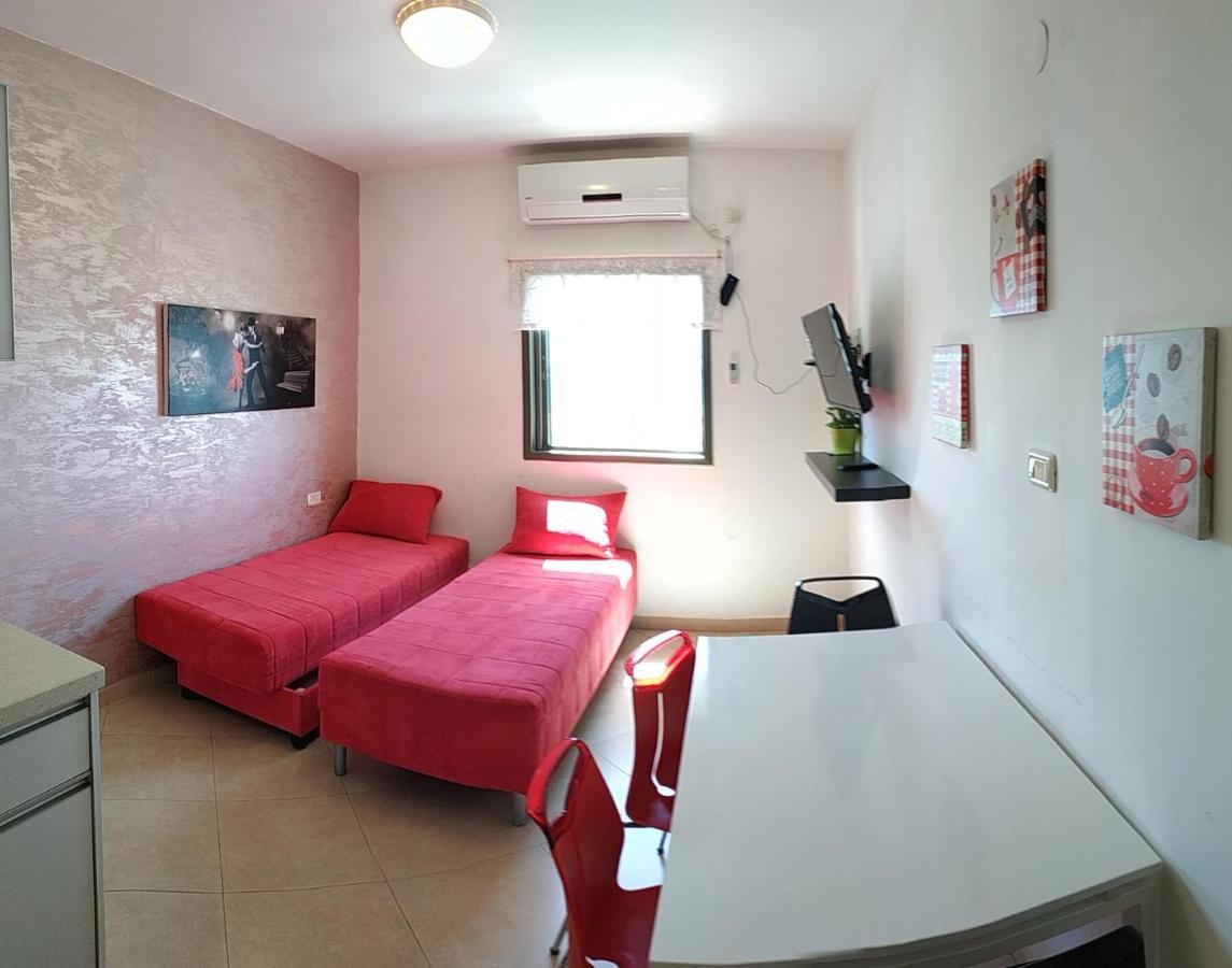 Hotel Apartment Short Term Tel Aviv Bat Yam 353 Eksteriør billede